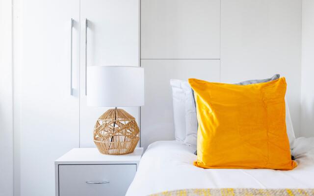 London Bridge 2 bed Apartment Borough Market