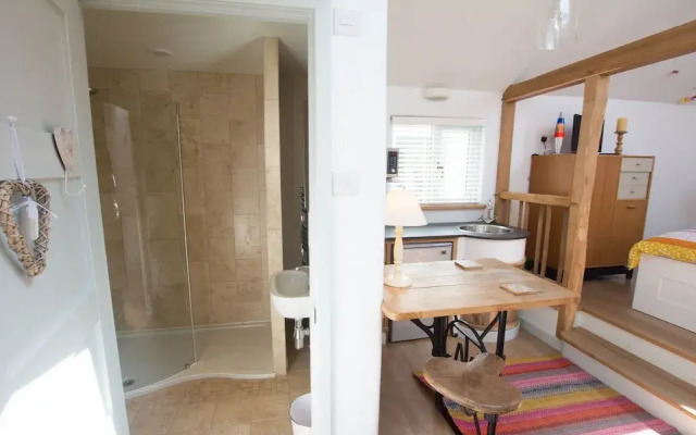 Bag-end House 7 Bedrooms, Sleeps 14, Hot Tub