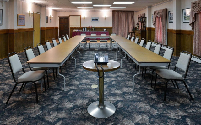 The Downtown, a Coast Hotel