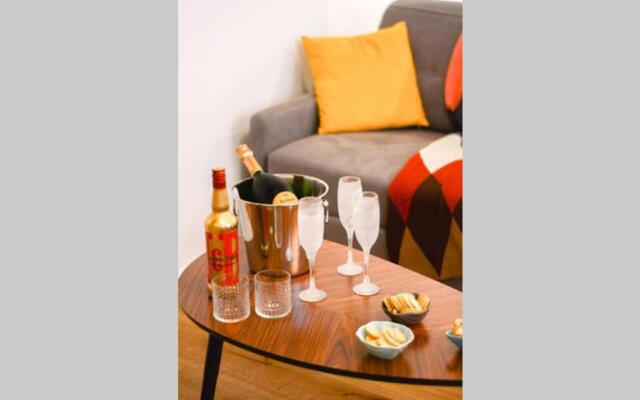 Luxueux Duplex 6 - 8pers - Full Equipped - République