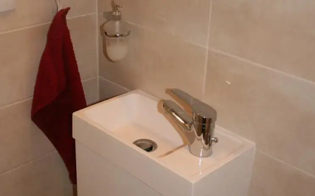 Studio Vacation Apartment