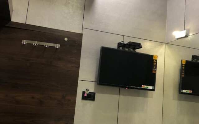 Hotel Rooms Dadar