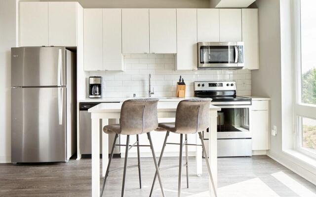 Sonder — Luna Apartments