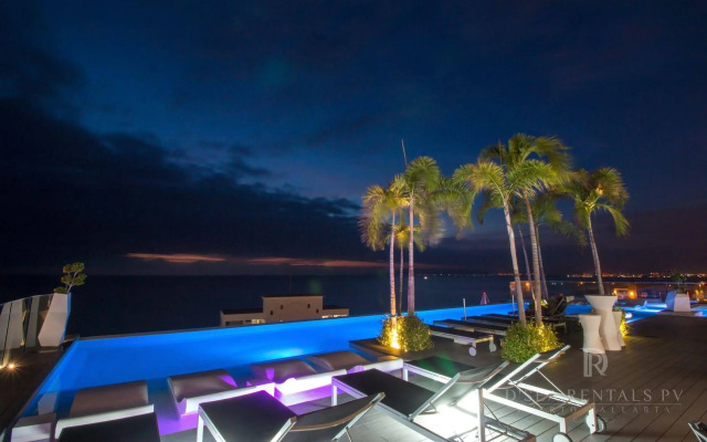 D Terrace Luxury Residences