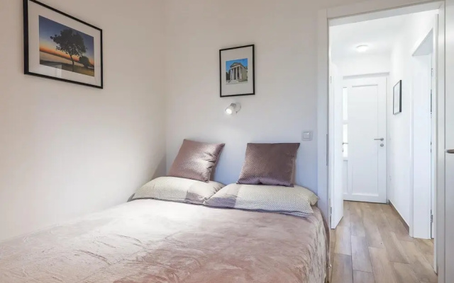 Awesome Home in Peroj With 2 Bedrooms and Wifi