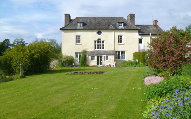 Aberllynfi Riverside Guesthouse