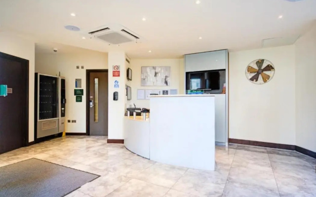 Belvilla Newport City Centre Hotel - Lifestyle