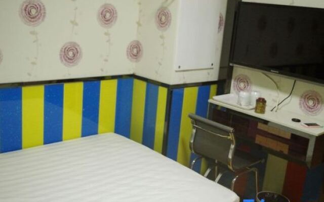 Shanghai Yahong Fashion Hotel