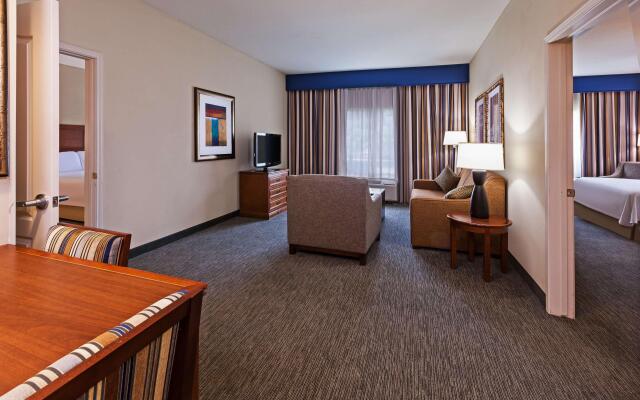 Homewood Suites by Hilton Laredo at Mall del Norte