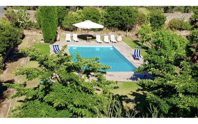 Alghero, Turquoise Villa with swimming pool for 10 people