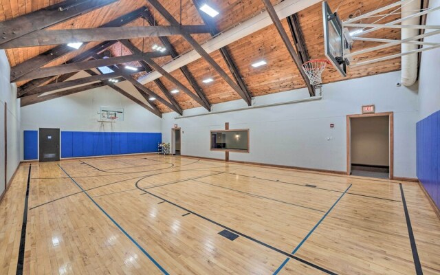 Family-friendly Galena Townhome w/ Community Pools