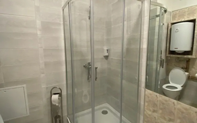 Bon Voyage Apartments