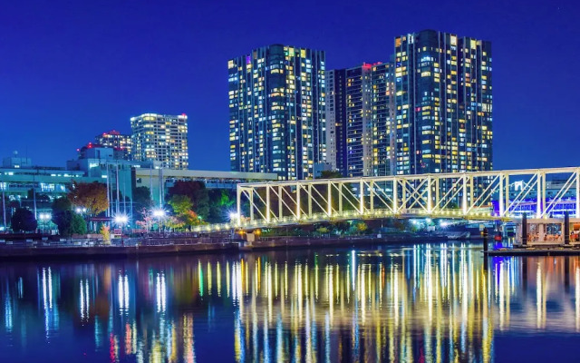 PETALS TOKYO - Floating Hotel