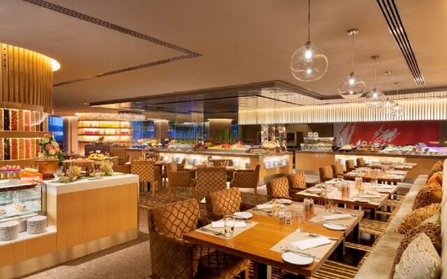 Shangri-La Hotel Bangkok, Serviced Apartments