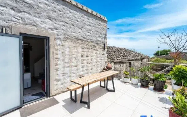 Mishe · MISH · Scenic Vacation Homestay