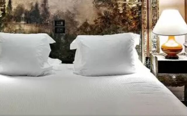 Cour des Loges Lyon, A Radisson Collection Hotel