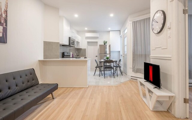 Bright and Lovely 4-bedr in the of Mile-end
