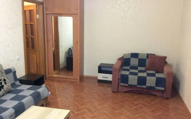 Apartment on Entuziastov boulevard 2B
