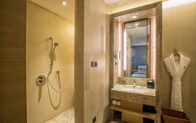 Intercontinental Taiyuan by IHG