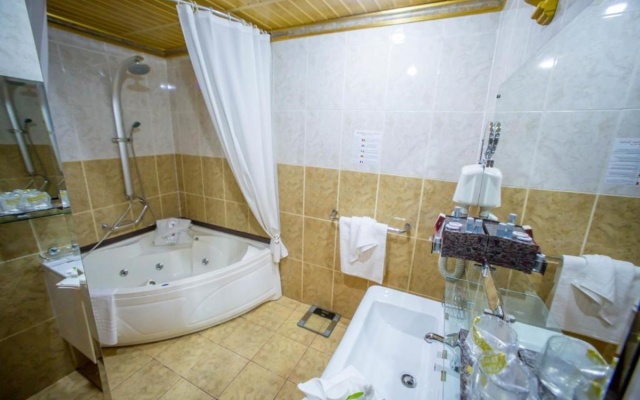 Bucharest Comfort Suites