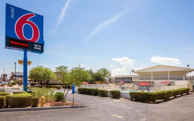 Motel 6 Youngtown, AZ - Phoenix - Sun City
