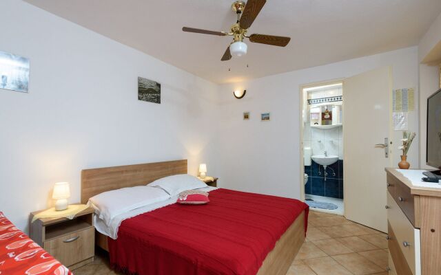 Studio apartment Mihaela - sea view : SA3 Trogir, Riviera Trogir