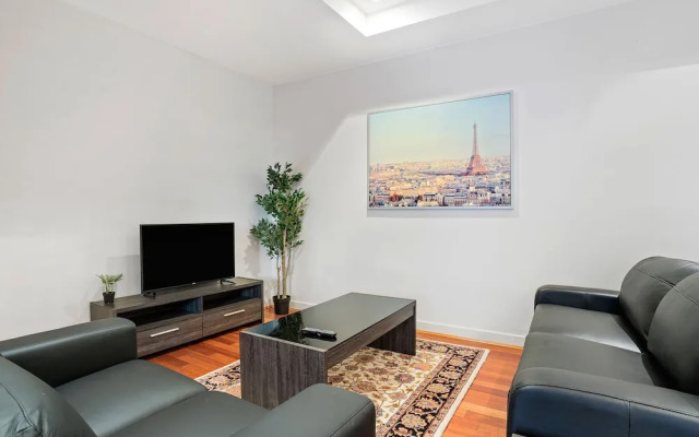 Sanctuary Apartments - Collins St CBD