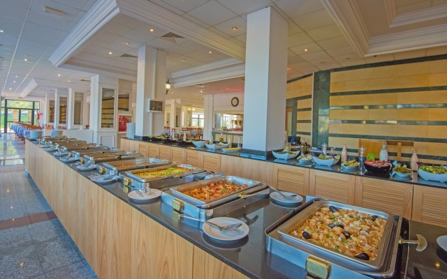 Tsokkos Gardens Hotel & Apartments