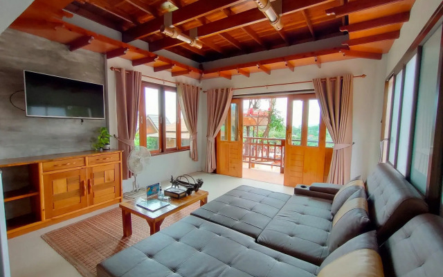 Puteri Lanta Family Villas
