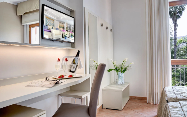 Hotel Caravel