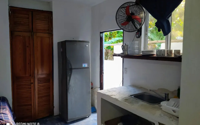 Room in Lodge - Method Living Tropical Edition 50024