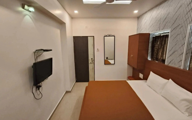 Hotel Girija Residency