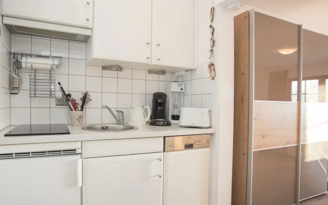 Small Studio in Neuastenberg With Balcony