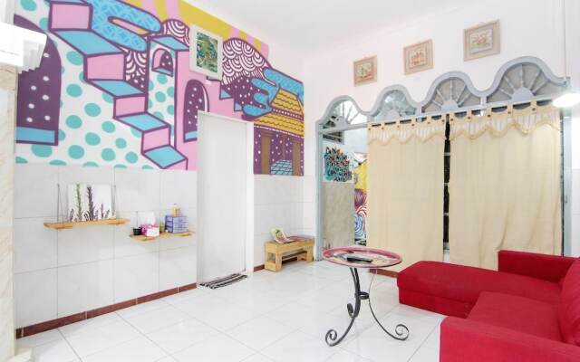 De'Oplet Homestay & Gallery