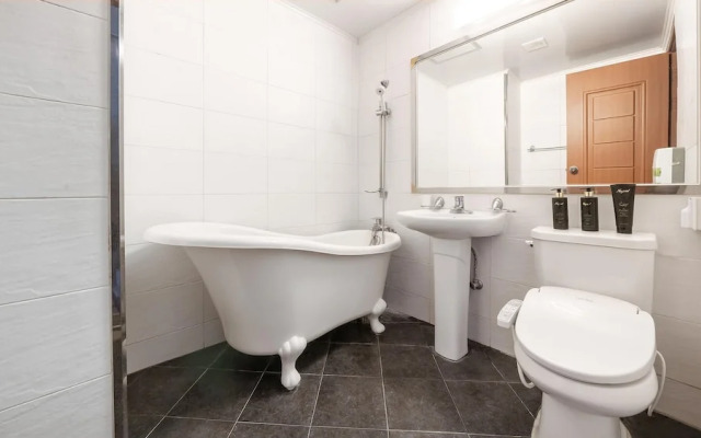 Gapyeong Chengpyeong Caviar Pension