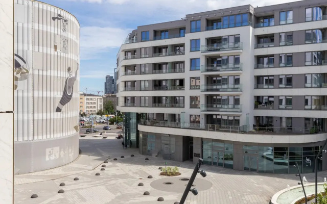 Obrońców Wybrzeża Gdynia by Renters