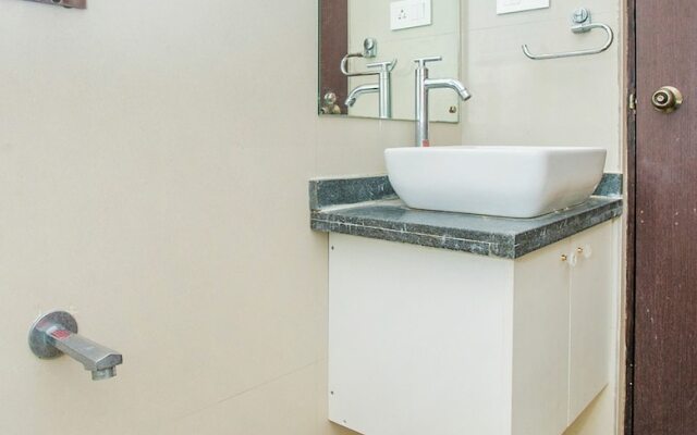 OYO 26197 Pride Suites