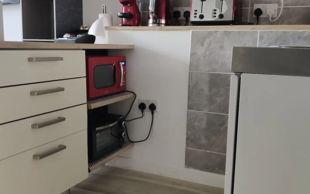 Charming 1-bed Loft Apartment in Romford
