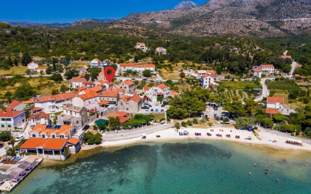 Amazing Home in Slano With 5 Bedrooms and Wifi