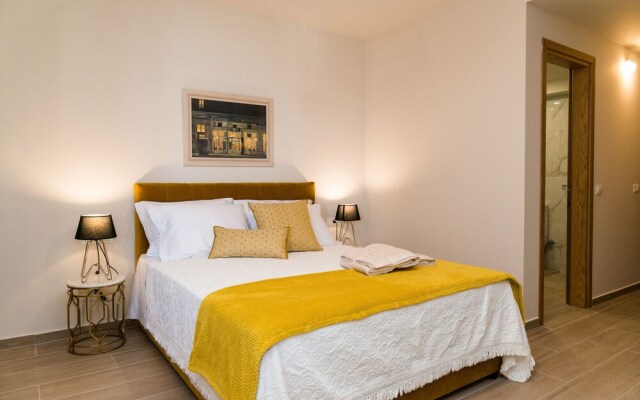 Anassa's Residence