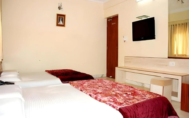 The Sky Comfort Hotel Shri Vithalesh