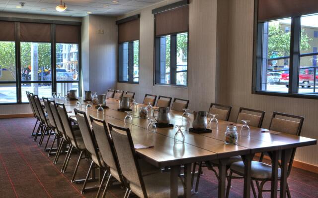 Courtyard by Marriott Austin Downtown/Convention Center