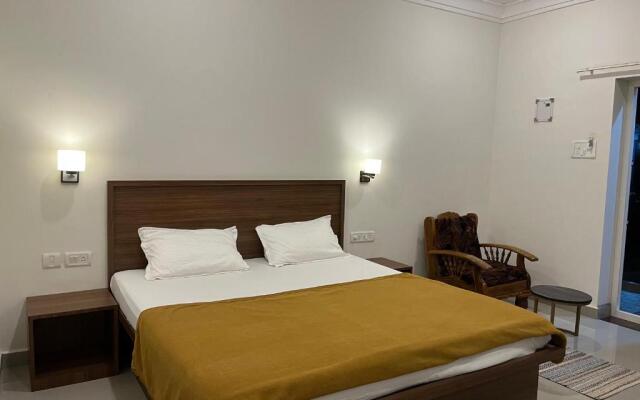 Morjim Sunset Hotel