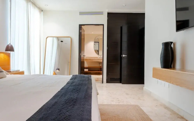 Elements 124 - No Ota 2 Bedroom Condo by RedAwning