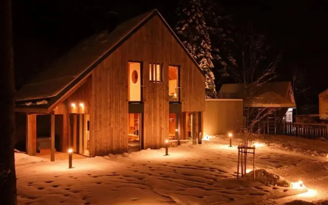 Spacious Villa With Good Ambience