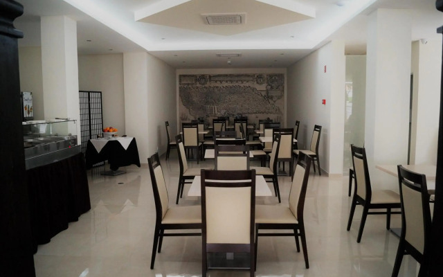 Angra Central Hotel