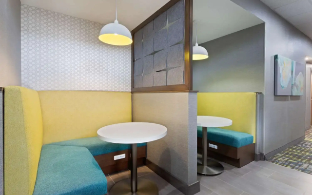 Hampton Inn & Suites Orlando Intl Dr N