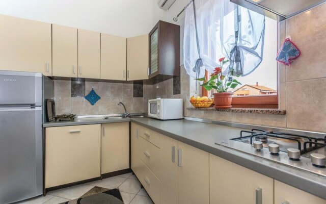 Amazing Home in Labin With Wifi and 2 Bedrooms