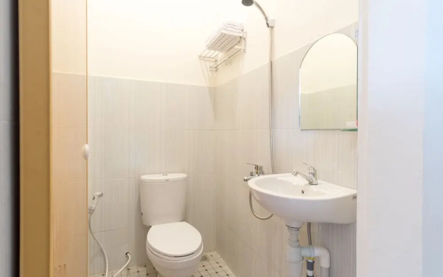 Kamani Homestay Syariah by OYO Rooms