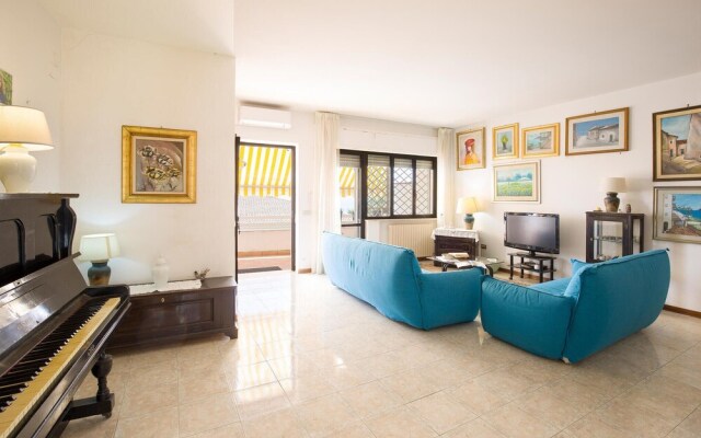Stunning Home in Cetraro With 3 Bedrooms and Wifi